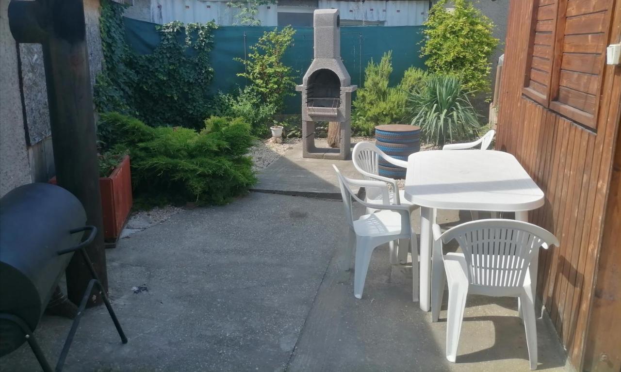 Ubytovanie Harmony House Hotel Veľký Meder Bagian luar foto