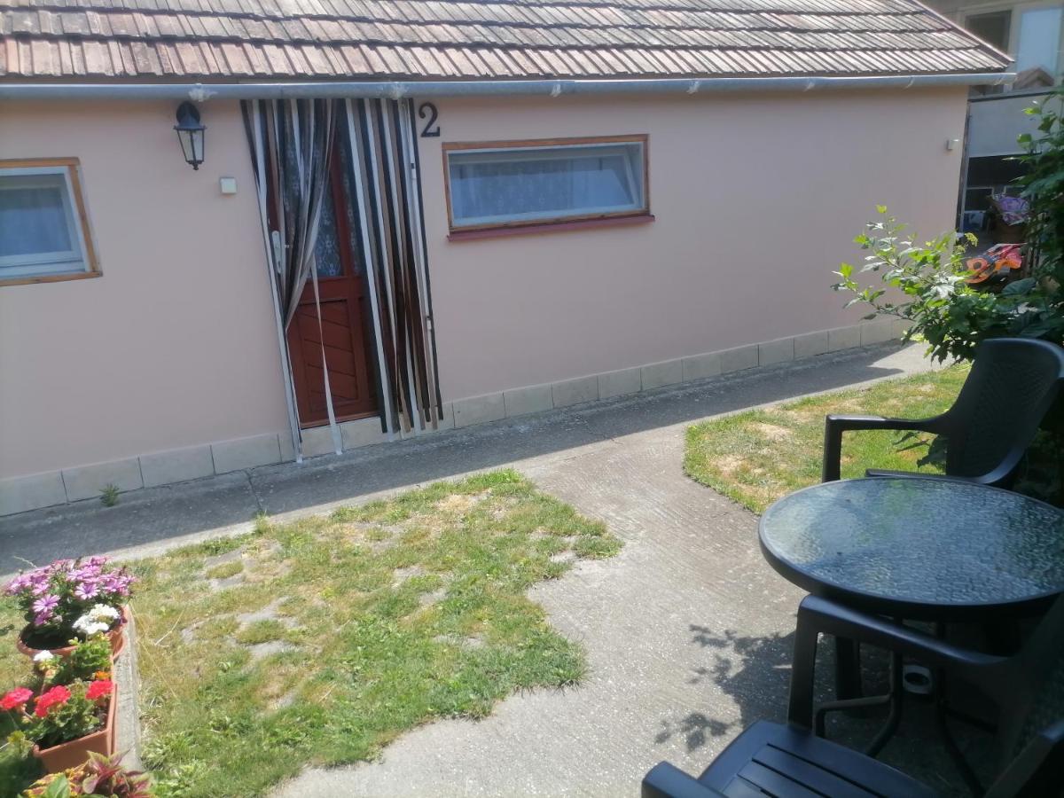 Ubytovanie Harmony House Hotel Veľký Meder Bagian luar foto