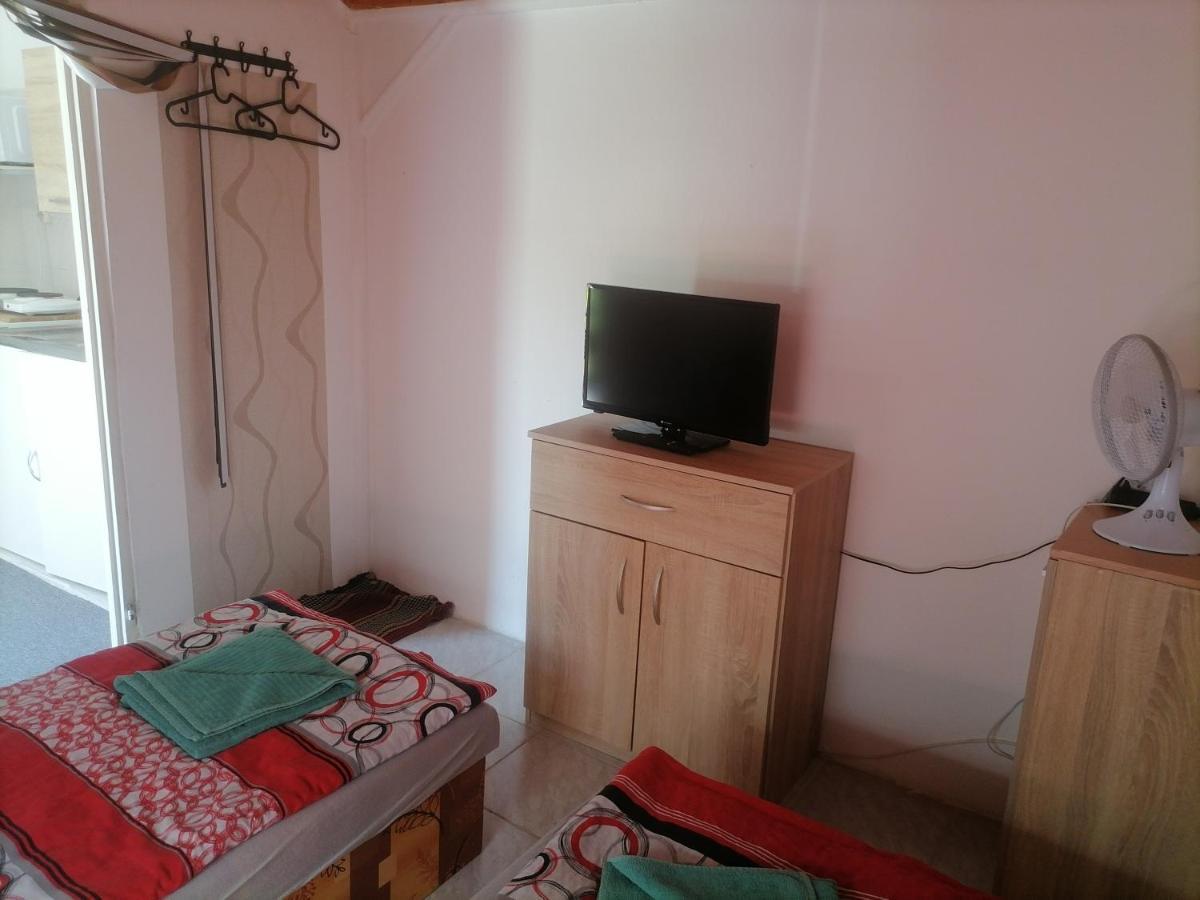 Ubytovanie Harmony House Hotel Veľký Meder Bagian luar foto