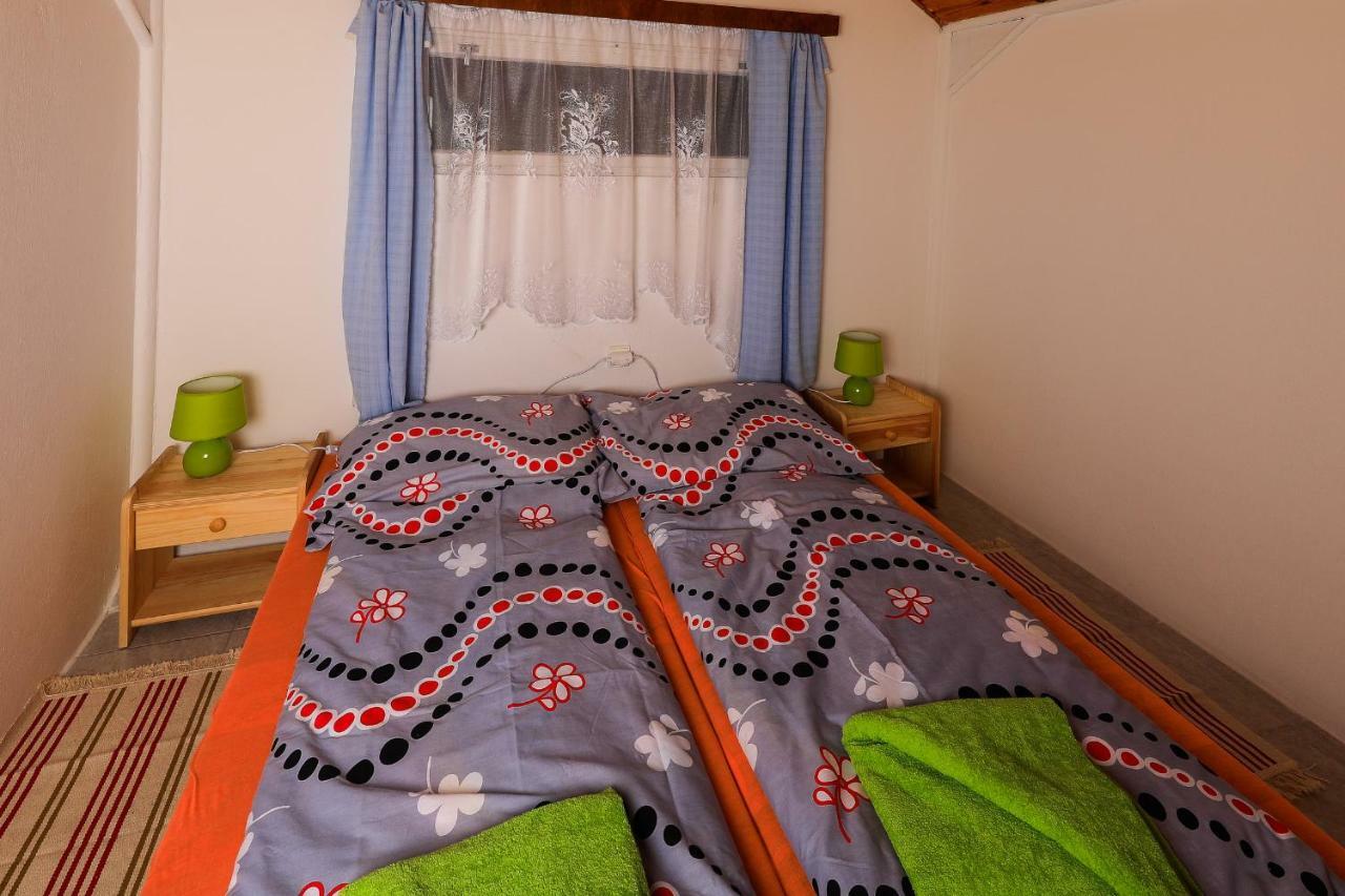 Ubytovanie Harmony House Hotel Veľký Meder Bagian luar foto